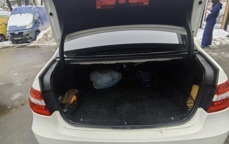 Mercedes-Benz E-Класс, 2012 год, 1 600 000 рублей, 6 фотография