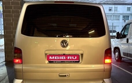 Volkswagen Multivan T5, 2006 год, 1 475 000 рублей, 5 фотография