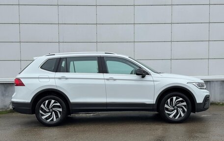 Volkswagen Tiguan II, 2025 год, 3 745 000 рублей, 4 фотография