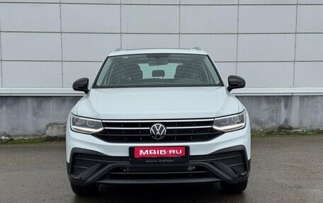 Volkswagen Tiguan II, 2025 год, 3 745 000 рублей, 2 фотография