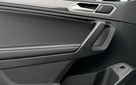 Volkswagen Tiguan II, 2025 год, 3 745 000 рублей, 16 фотография