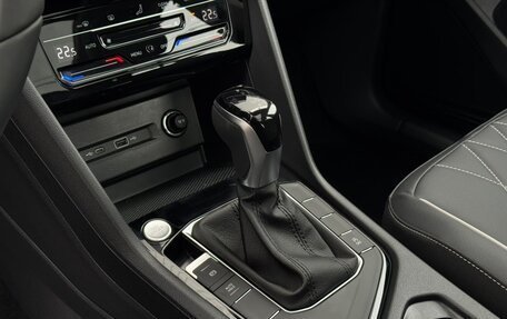 Volkswagen Tiguan II, 2025 год, 3 745 000 рублей, 24 фотография