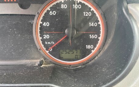 Volkswagen Pointer, 2004 год, 250 000 рублей, 11 фотография