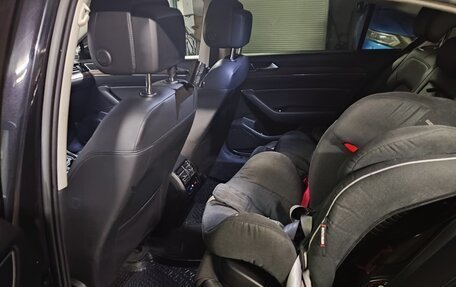 Volkswagen Passat B8 рестайлинг, 2015 год, 1 900 000 рублей, 11 фотография