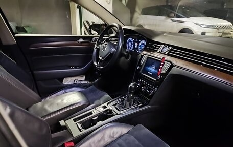 Volkswagen Passat B8 рестайлинг, 2015 год, 1 900 000 рублей, 16 фотография