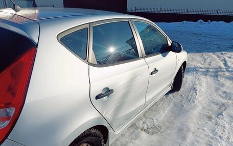 Hyundai i30 I, 2010 год, 800 000 рублей, 6 фотография