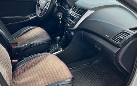 Hyundai Solaris II рестайлинг, 2016 год, 950 000 рублей, 10 фотография