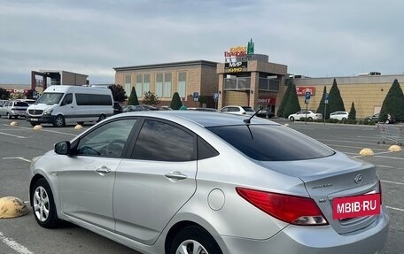 Hyundai Solaris II рестайлинг, 2016 год, 950 000 рублей, 5 фотография