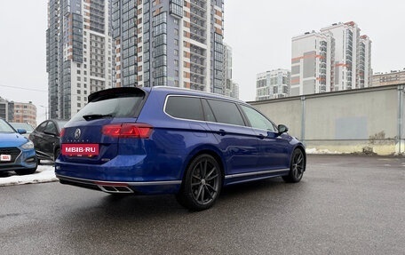 Volkswagen Passat B8 рестайлинг, 2019 год, 3 650 000 рублей, 5 фотография