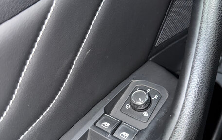 Volkswagen Passat B8 рестайлинг, 2019 год, 3 650 000 рублей, 14 фотография