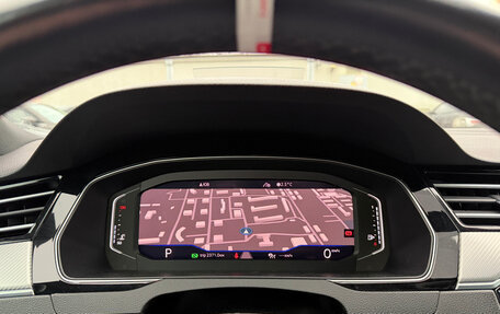 Volkswagen Passat B8 рестайлинг, 2019 год, 3 650 000 рублей, 17 фотография