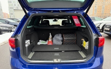 Volkswagen Passat B8 рестайлинг, 2019 год, 3 650 000 рублей, 30 фотография