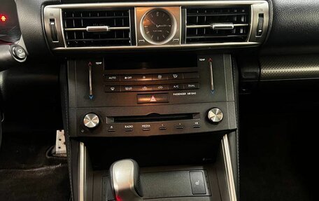 Lexus IS III, 2014 год, 2 500 000 рублей, 13 фотография