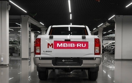 Mitsubishi L200, 2024 год, 4 500 000 рублей, 6 фотография