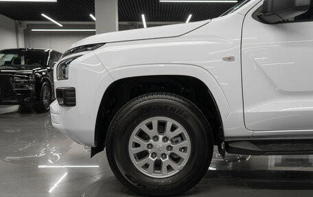 Mitsubishi L200, 2024 год, 4 500 000 рублей, 19 фотография