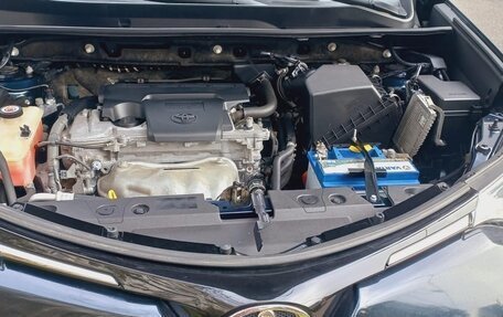 Toyota RAV4, 2018 год, 3 400 000 рублей, 5 фотография