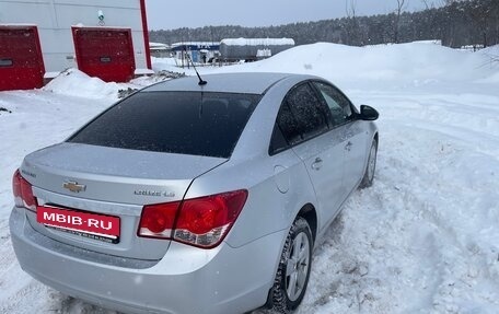 Chevrolet Cruze II, 2011 год, 550 000 рублей, 5 фотография