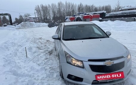 Chevrolet Cruze II, 2011 год, 550 000 рублей, 2 фотография