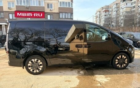 Hyundai Staria, 2022 год, 4 270 000 рублей, 10 фотография