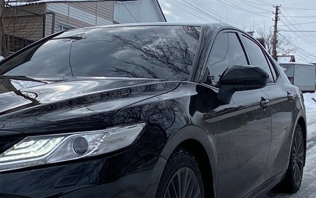 Toyota Camry, 2018 год, 2 600 000 рублей, 12 фотография