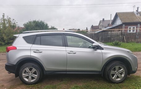 Toyota RAV4, 2014 год, 1 670 000 рублей, 3 фотография