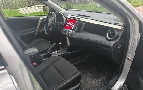 Toyota RAV4, 2014 год, 1 670 000 рублей, 8 фотография