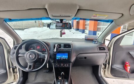 Volkswagen Polo VI (EU Market), 2011 год, 700 000 рублей, 7 фотография