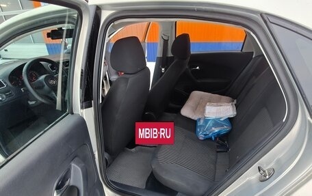 Volkswagen Polo VI (EU Market), 2011 год, 700 000 рублей, 8 фотография