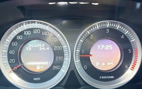 Volvo XC70 II рестайлинг, 2011 год, 1 500 000 рублей, 11 фотография