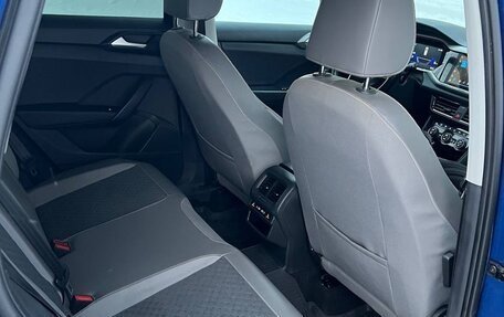 Volkswagen Taos, 2021 год, 2 070 000 рублей, 13 фотография