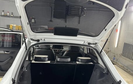 Volkswagen Polo VI (EU Market), 2021 год, 1 750 000 рублей, 11 фотография