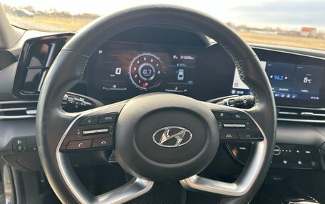 Hyundai Elantra, 2021 год, 2 080 000 рублей, 13 фотография