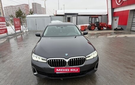 BMW 5 серия, 2021 год, 6 000 000 рублей, 2 фотография