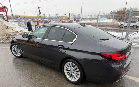 BMW 5 серия, 2021 год, 6 000 000 рублей, 6 фотография