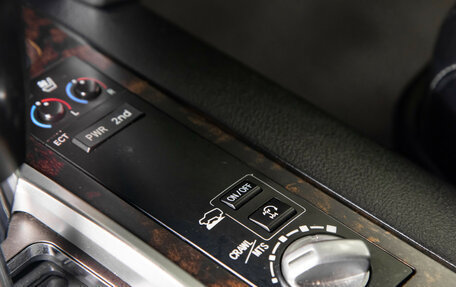 Toyota Land Cruiser 200, 2013 год, 3 360 000 рублей, 21 фотография