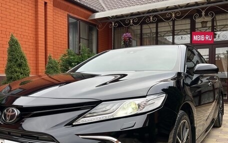 Toyota Camry, 2019 год, 2 950 000 рублей, 4 фотография