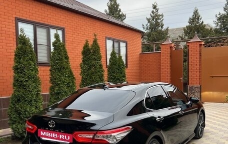 Toyota Camry, 2019 год, 2 950 000 рублей, 6 фотография