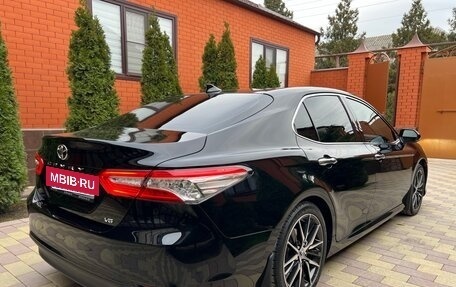 Toyota Camry, 2019 год, 2 950 000 рублей, 9 фотография