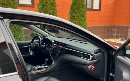 Toyota Camry, 2019 год, 2 950 000 рублей, 14 фотография