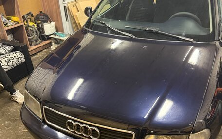 Audi A4, 1998 год, 280 000 рублей, 3 фотография