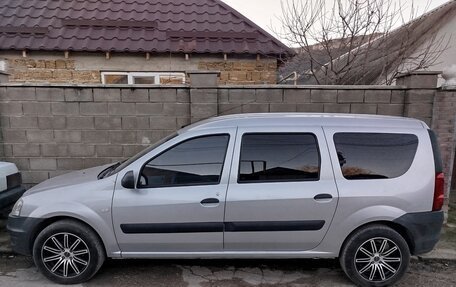 Renault Logan I, 2010 год, 570 000 рублей, 6 фотография