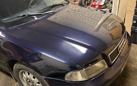 Audi A4, 1998 год, 280 000 рублей, 2 фотография