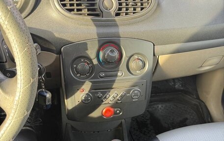 Renault Clio III, 2007 год, 250 000 рублей, 9 фотография