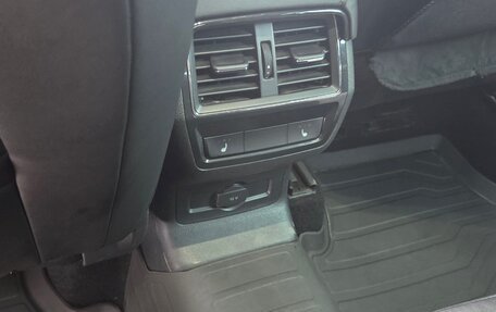 Skoda Karoq I, 2020 год, 2 400 000 рублей, 17 фотография