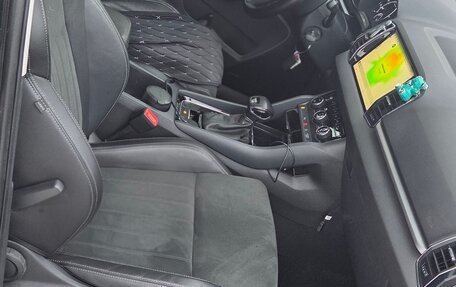 Skoda Karoq I, 2020 год, 2 400 000 рублей, 25 фотография