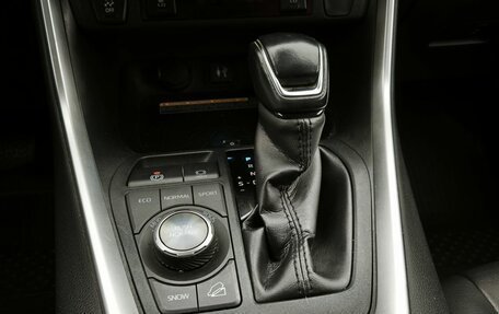 Toyota RAV4, 2020 год, 3 430 000 рублей, 22 фотография