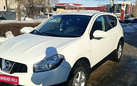 Nissan Qashqai, 2013 год, 900 000 рублей, 2 фотография