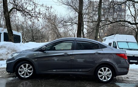 Hyundai Solaris II рестайлинг, 2011 год, 945 000 рублей, 3 фотография