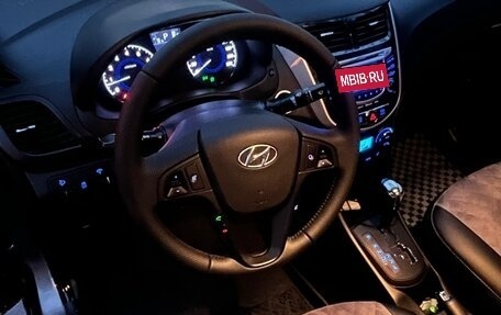 Hyundai Solaris II рестайлинг, 2011 год, 945 000 рублей, 14 фотография