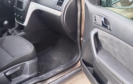 Skoda Yeti I рестайлинг, 2012 год, 980 000 рублей, 8 фотография